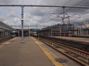 姫路駅構内キハ189系はまかぜ221系普通223系回送