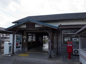 美濃赤坂駅駅舎
