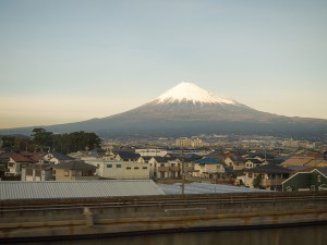 こだま661号から見た富士山