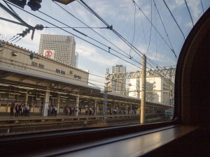 横浜駅停車