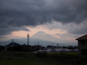 韮山反射炉近くから見た富士山